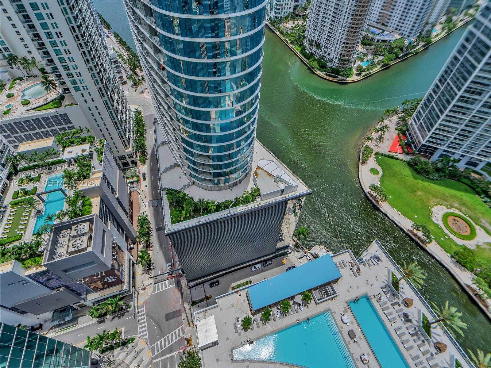 Small Image of 200 BISCAYNE BOULEVARD WAY #3603, Miami Number 11