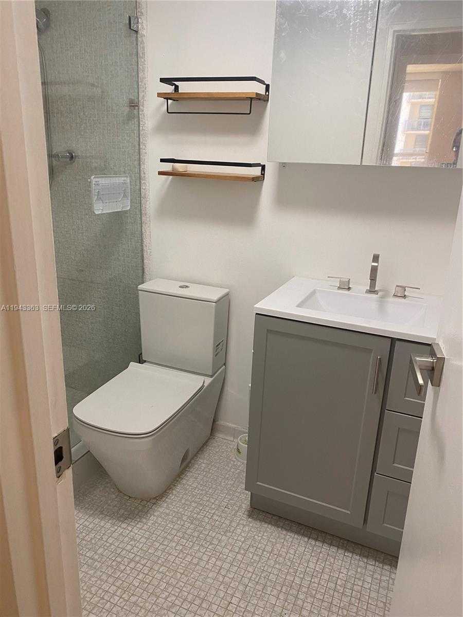 Small Image of 10185 COLLINS AVE #1016, Bal Harbour Number 6