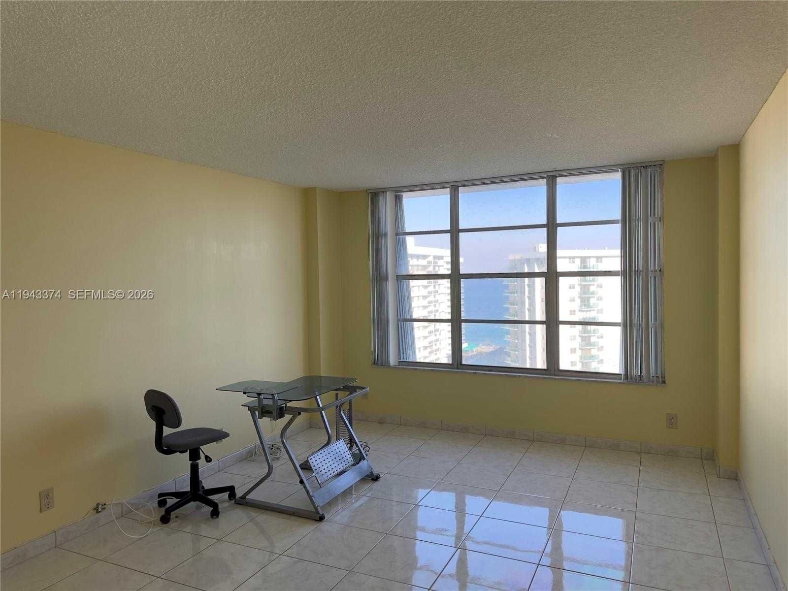 Small Image of 3800 EAST OCEAN DR #1518, Hollywood Number 19