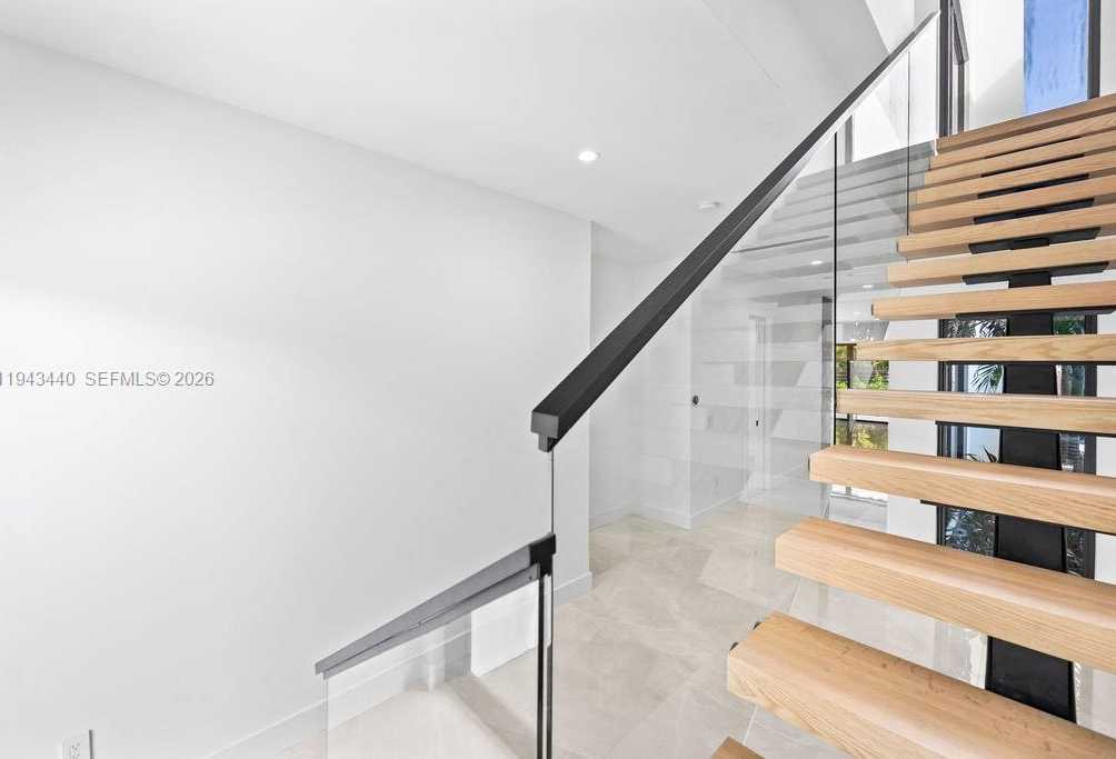 Small Image of 1122 NORTH EAST 10TH AVE, Fort Lauderdale Number 14