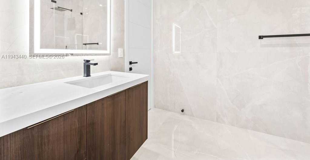 Small Image of 1122 NORTH EAST 10TH AVE, Fort Lauderdale Number 19