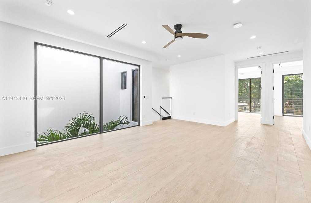 Small Image of 1122 NORTH EAST 10TH AVE, Fort Lauderdale Number 48