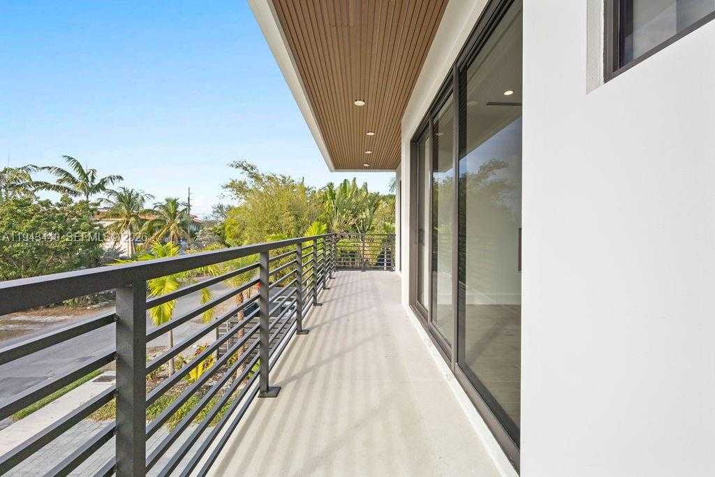 Small Image of 1122 NORTH EAST 10TH AVE, Fort Lauderdale Number 57