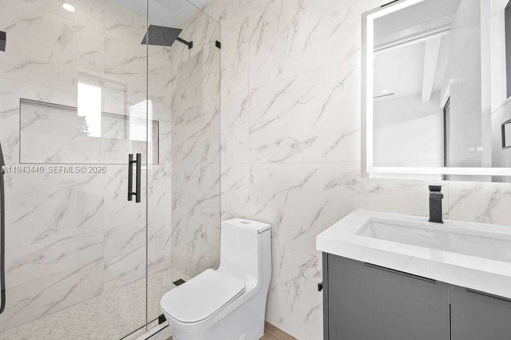 Small Image of 1122 NORTH EAST 10TH AVE, Fort Lauderdale Number 60