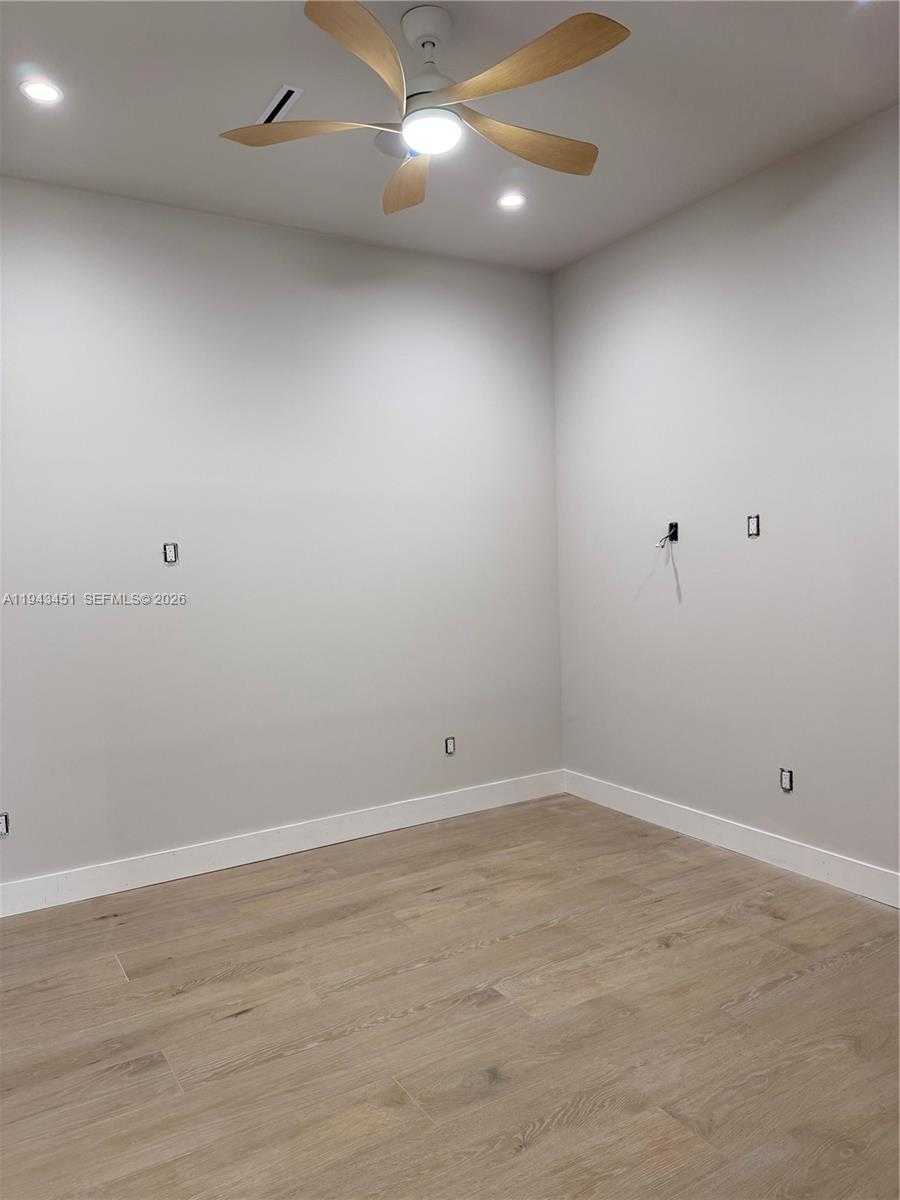 Small Image of 1135 NORTH EAST 11TH AVE, Fort Lauderdale Number 15