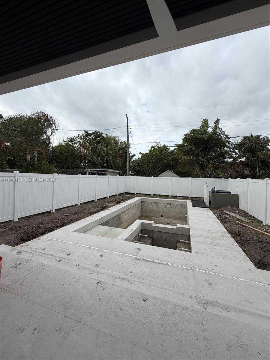 Small Image of 1135 NORTH EAST 11TH AVE, Fort Lauderdale Number 29