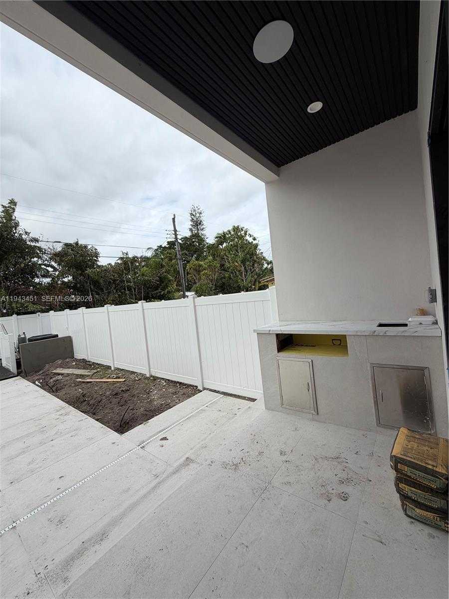 Small Image of 1135 NORTH EAST 11TH AVE, Fort Lauderdale Number 30