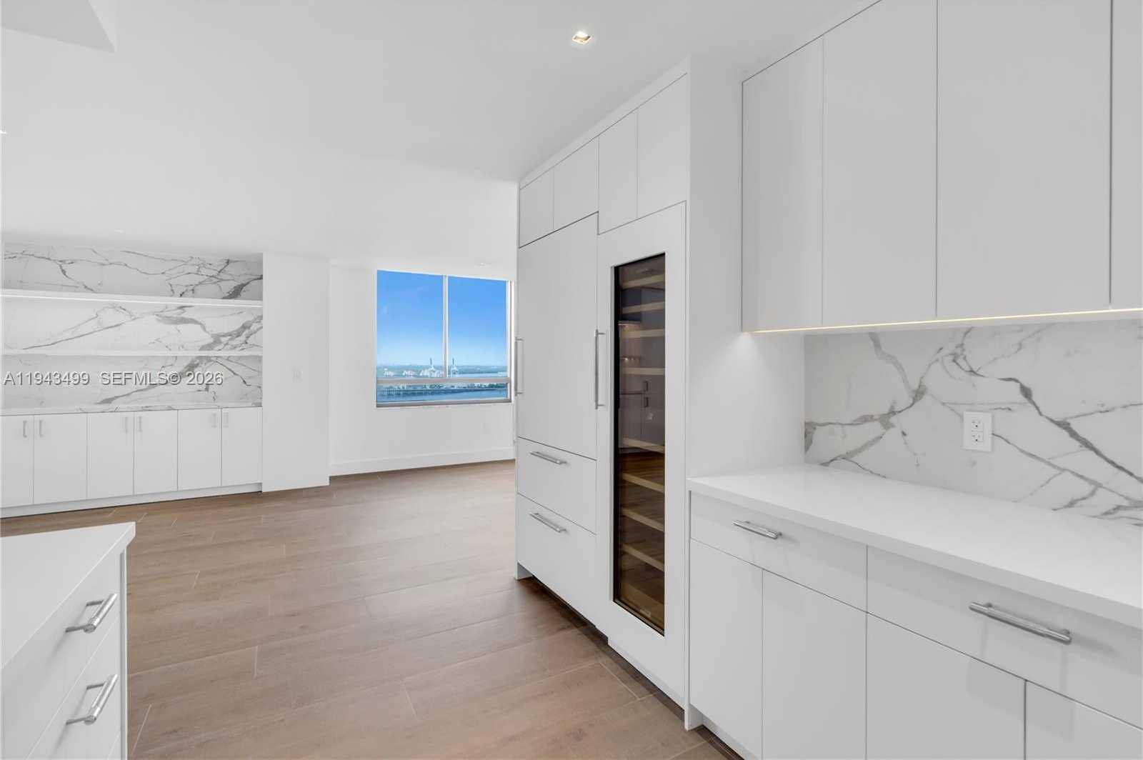 Small Image of 1330 WEST AVE #2708, Miami Beach Number 17