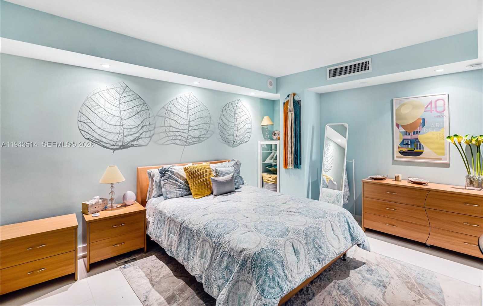 Small Image of 10155 COLLINS AVENUE #606, Bal Harbour Number 24