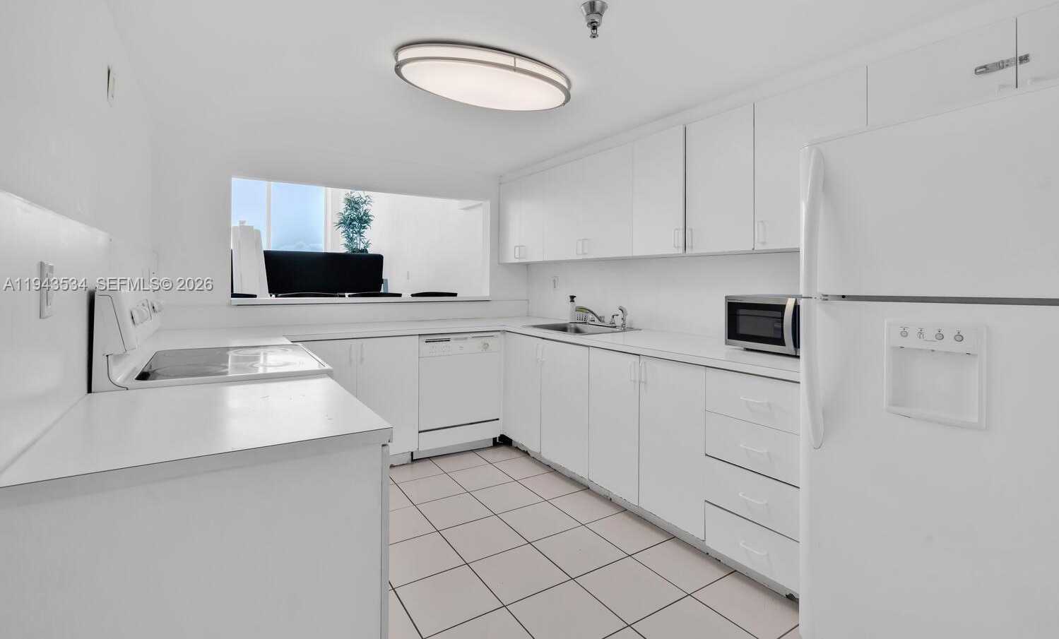 Small Image of 5445 COLLINS AVE #M9 M10 M11 M12, Miami Beach Number 55