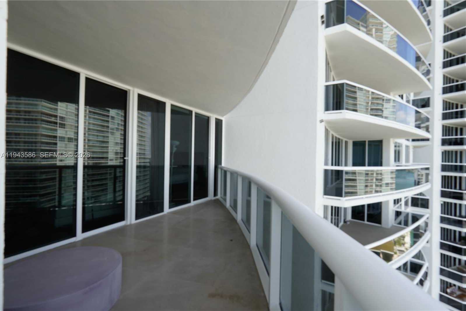 Small Image of 400 ALTON RD #1709, Miami Beach Number 14