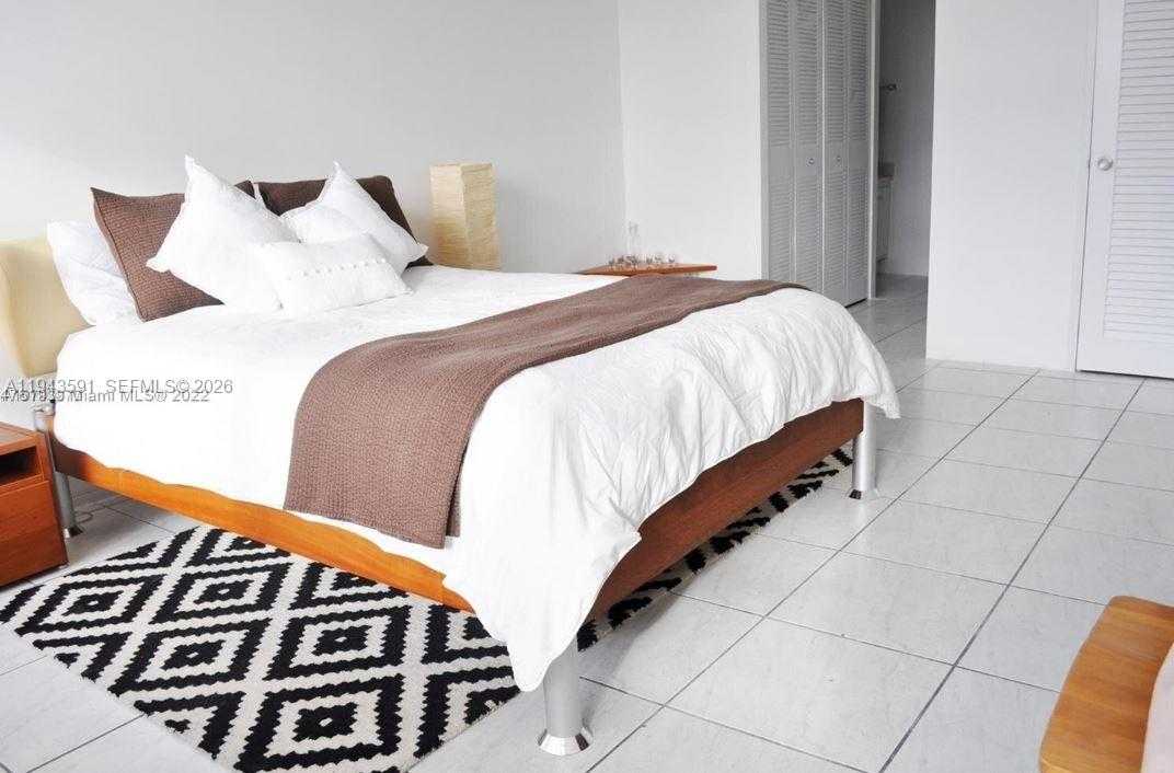 Small Image of 100 LINCOLN RD #522, Miami Beach Number 6