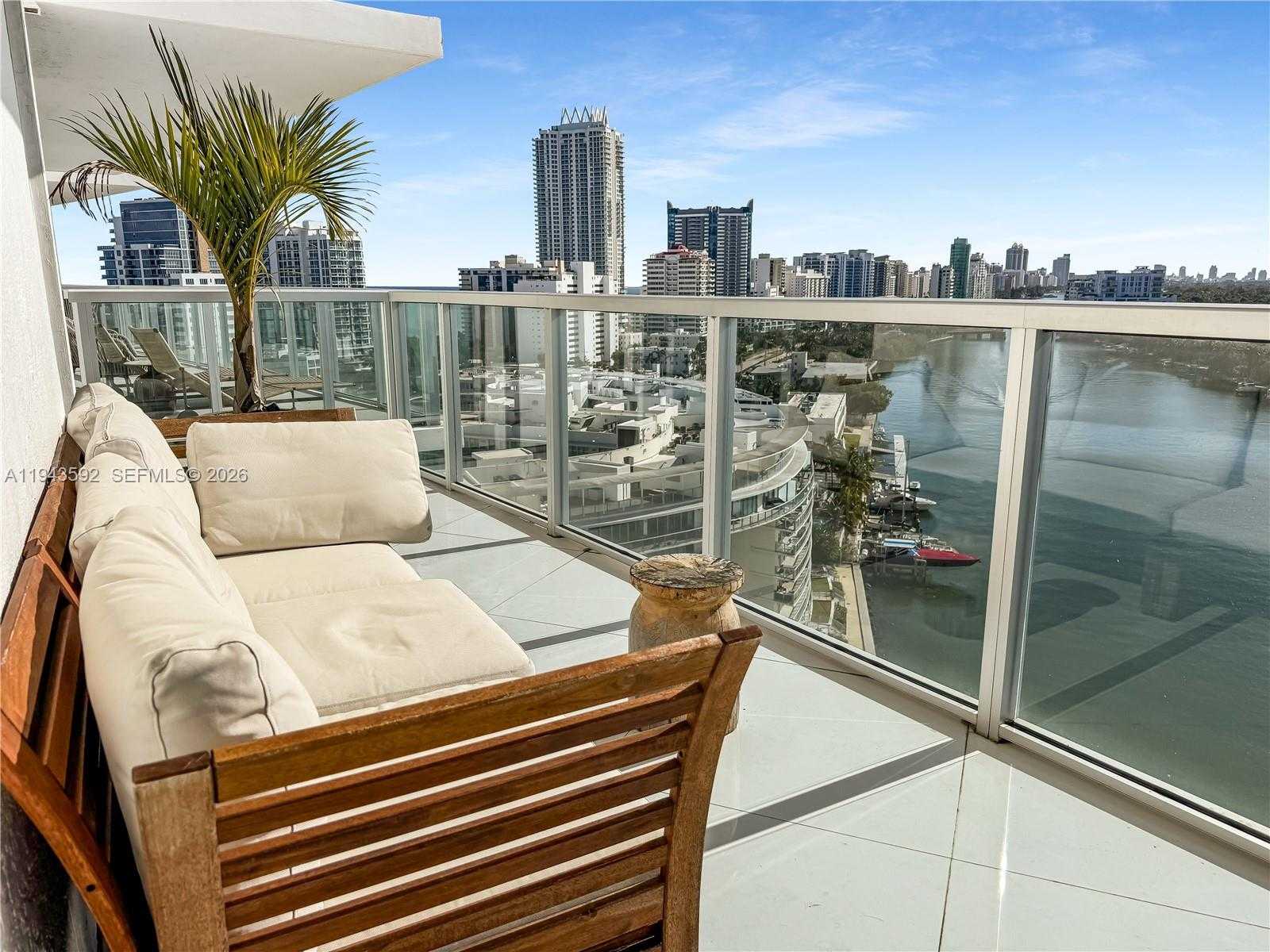 Small Image of 6700 INDIAN CREEK DR #PH7, Miami Beach Number 19