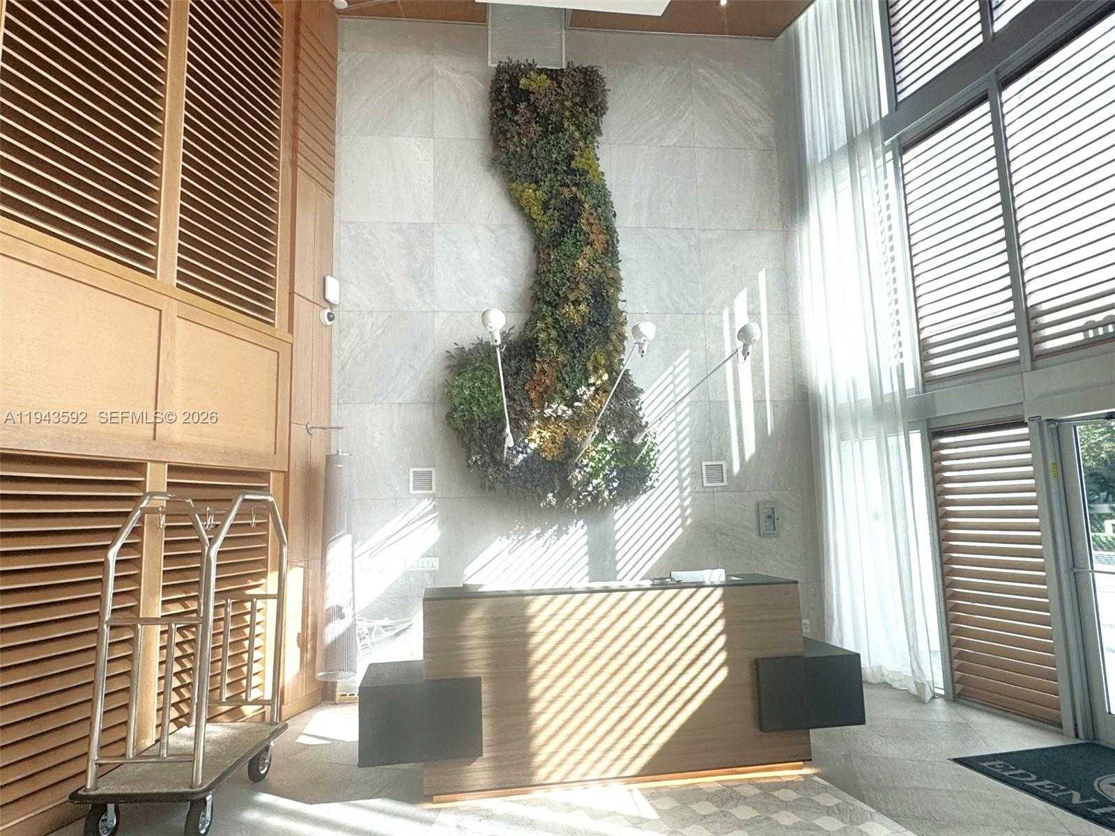 Small Image of 6700 INDIAN CREEK DR #PH7, Miami Beach Number 26