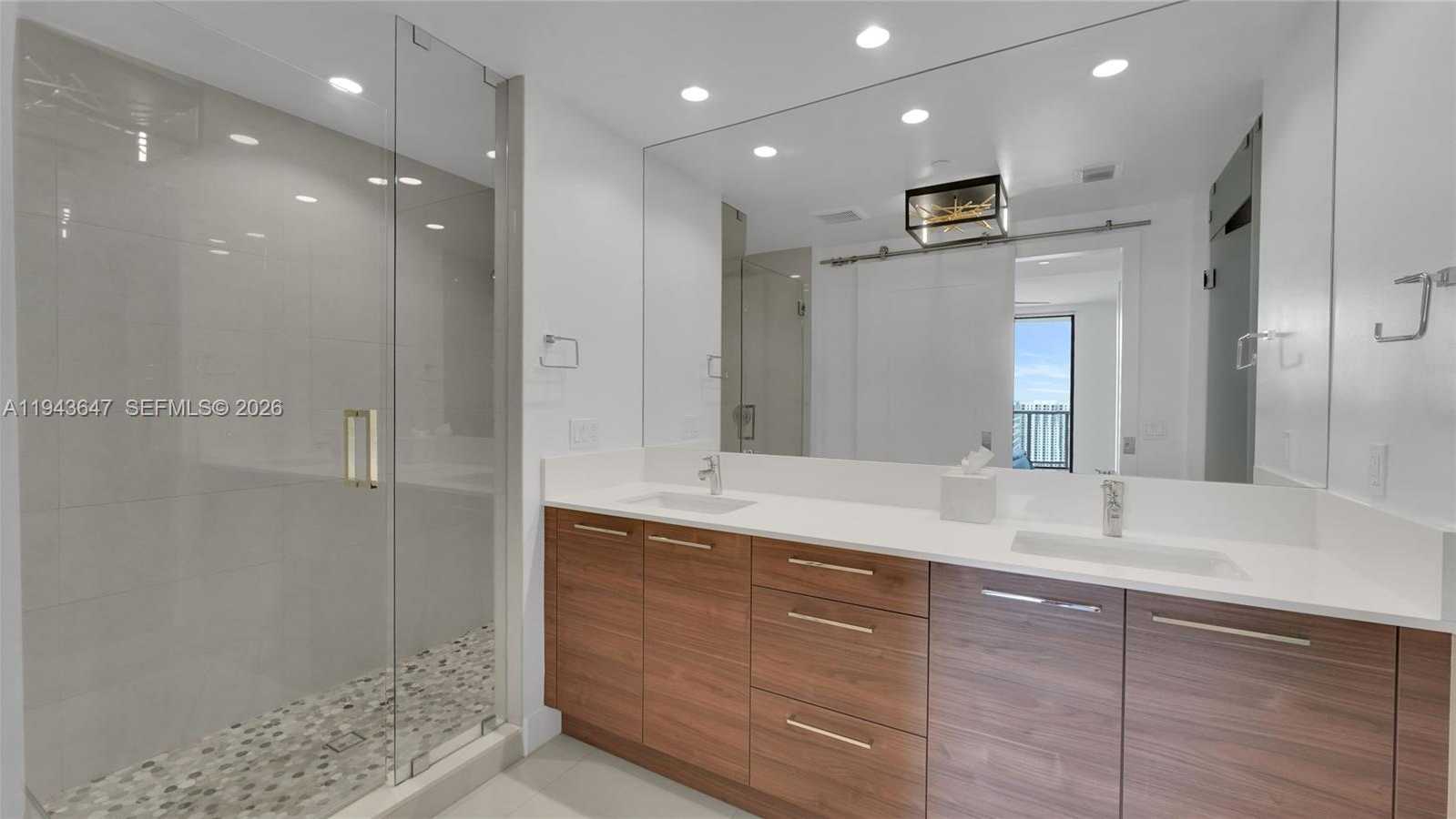 Small Image of 100 EAST LAS OLAS BLVD #2802, Fort Lauderdale Number 16