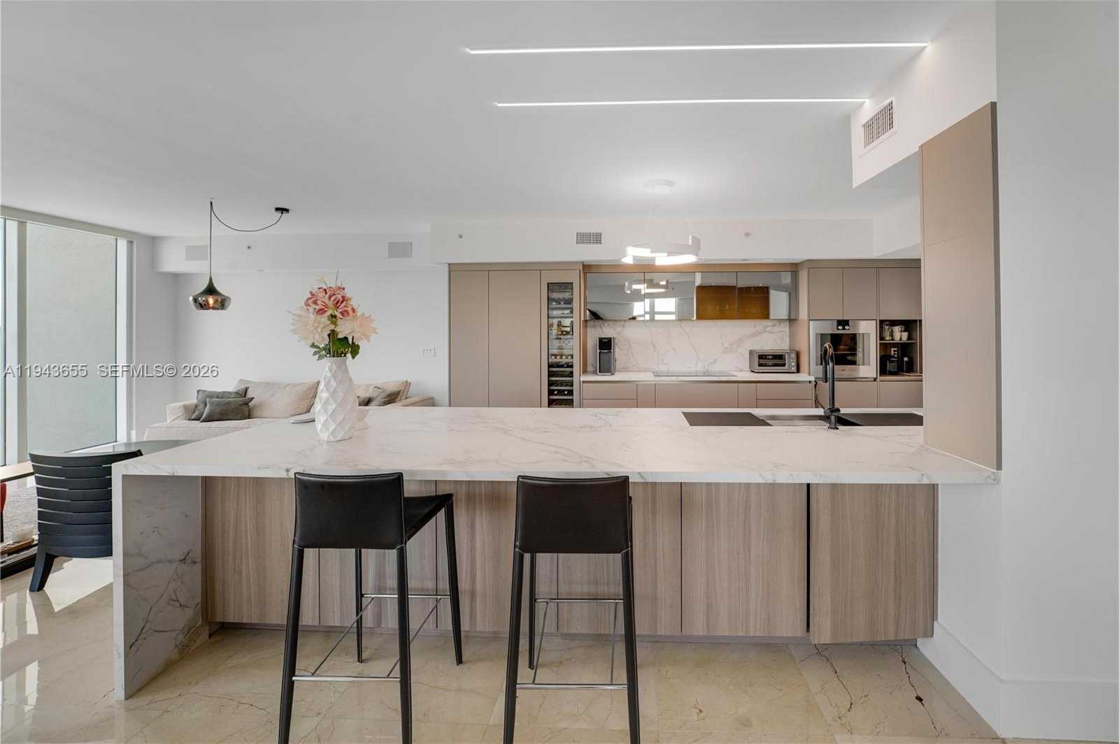 Small Image of 3301 NORTH EAST 183RD ST #3101, Aventura Number 38