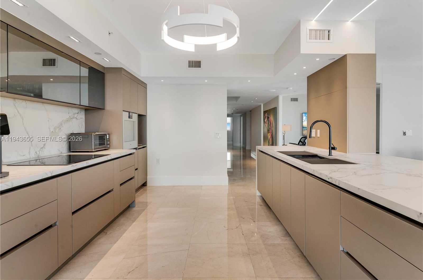 Small Image of 3301 NORTH EAST 183RD ST #3101, Aventura Number 9