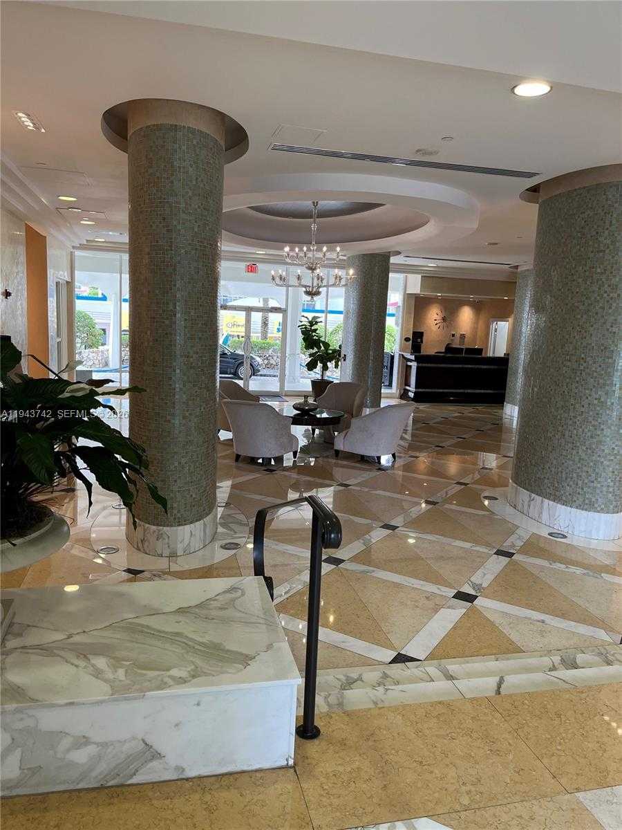 Small Image of 6917 COLLINS AVE #426, Miami Beach Number 14