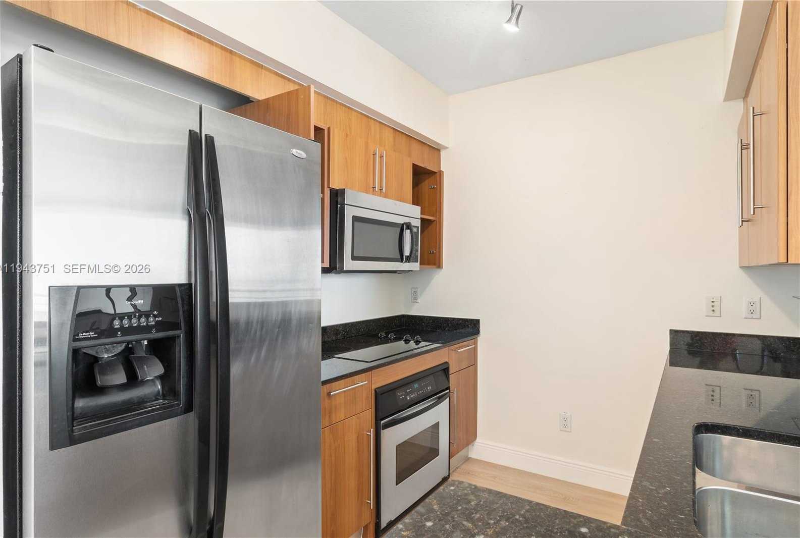 Small Image of 325 SOUTH BISCAYNE #1718, Miami Number 1