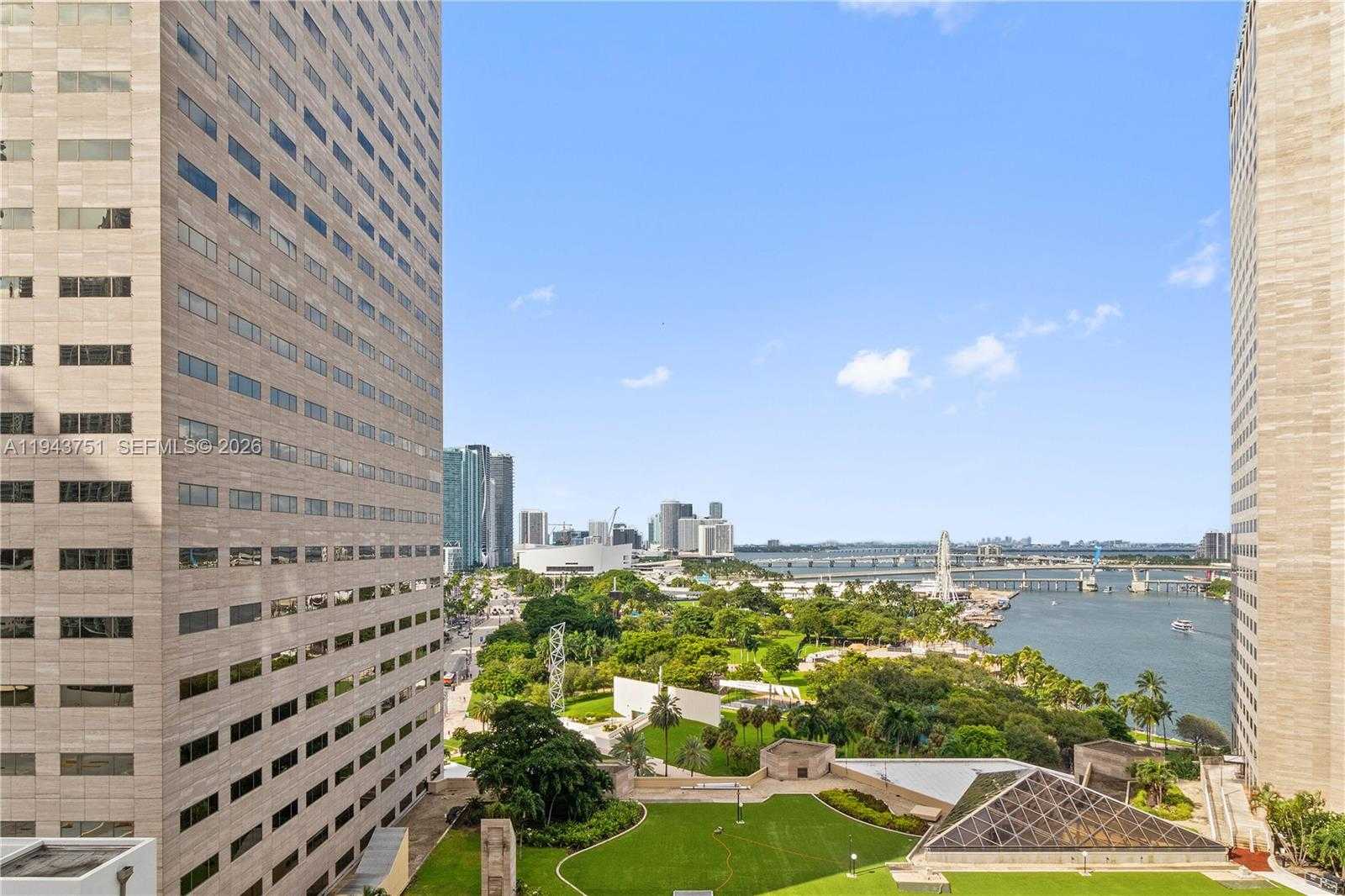 Small Image of 325 SOUTH BISCAYNE #1718, Miami Number 16