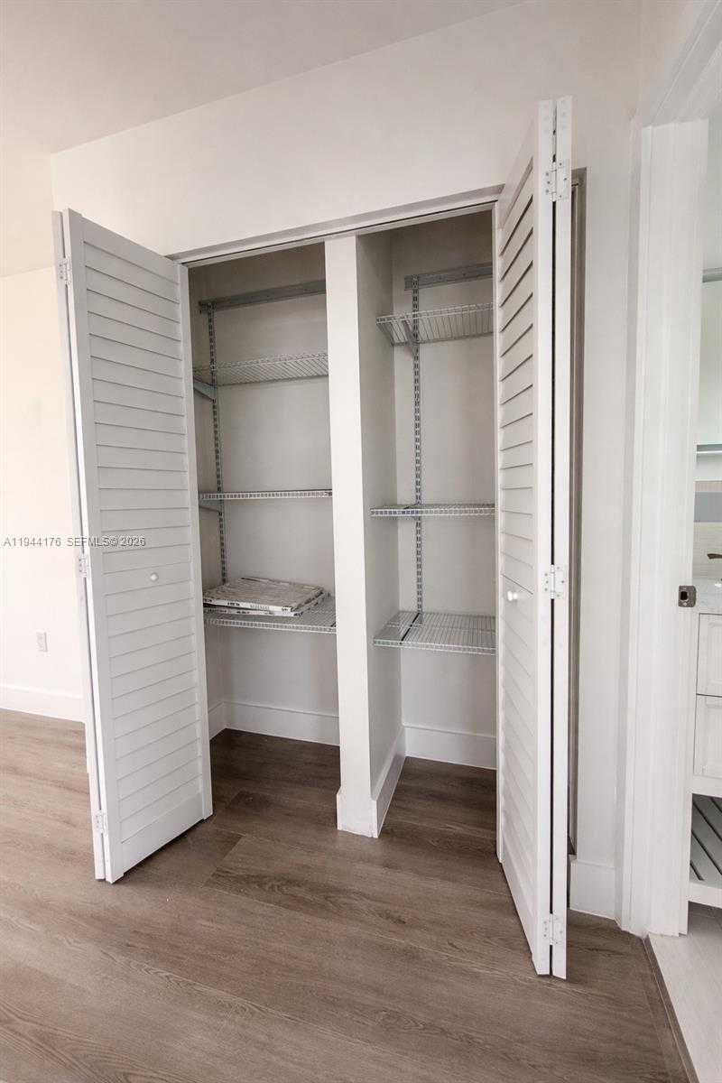 Small Image of 363 WASHINGTON AVE #35, Miami Beach Number 14