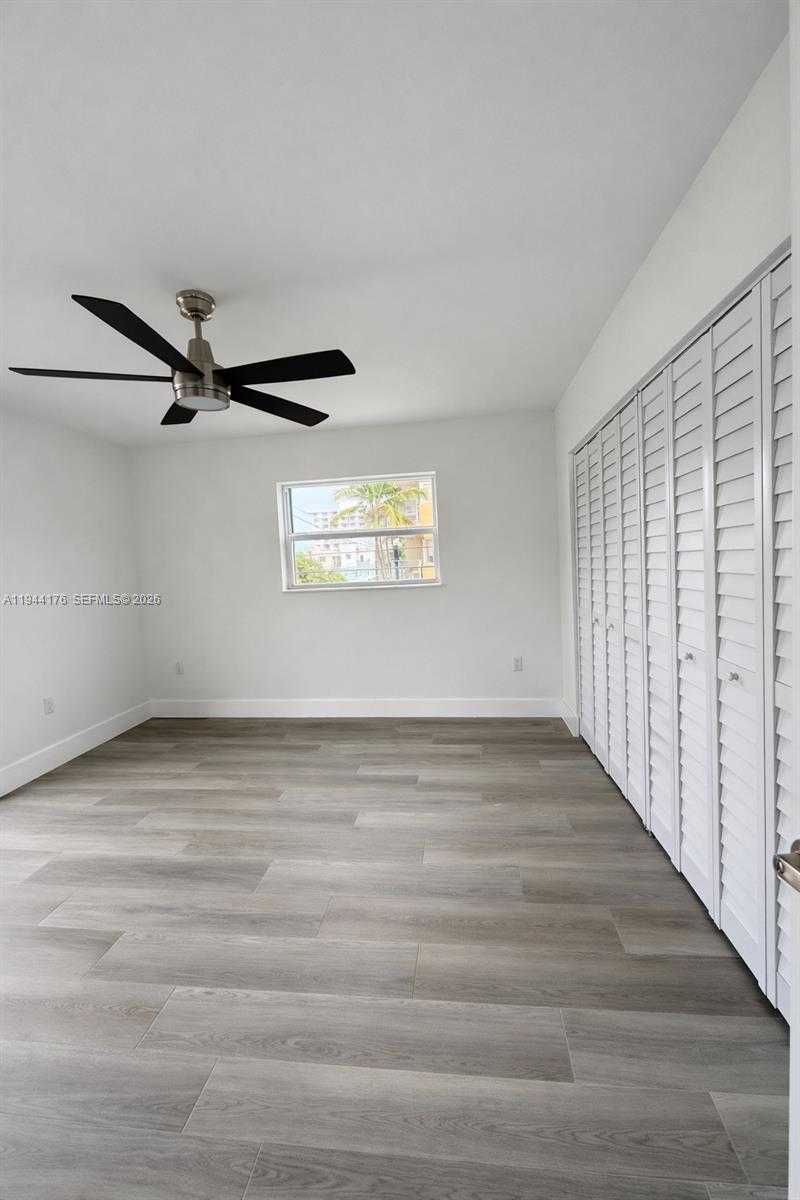 Small Image of 363 WASHINGTON AVE #35, Miami Beach Number 9