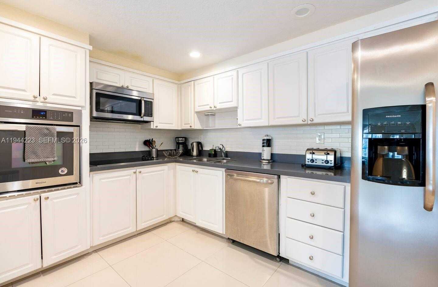 Small Image of 19370 COLLINS AVE #716, Sunny Isles Beach Number 6