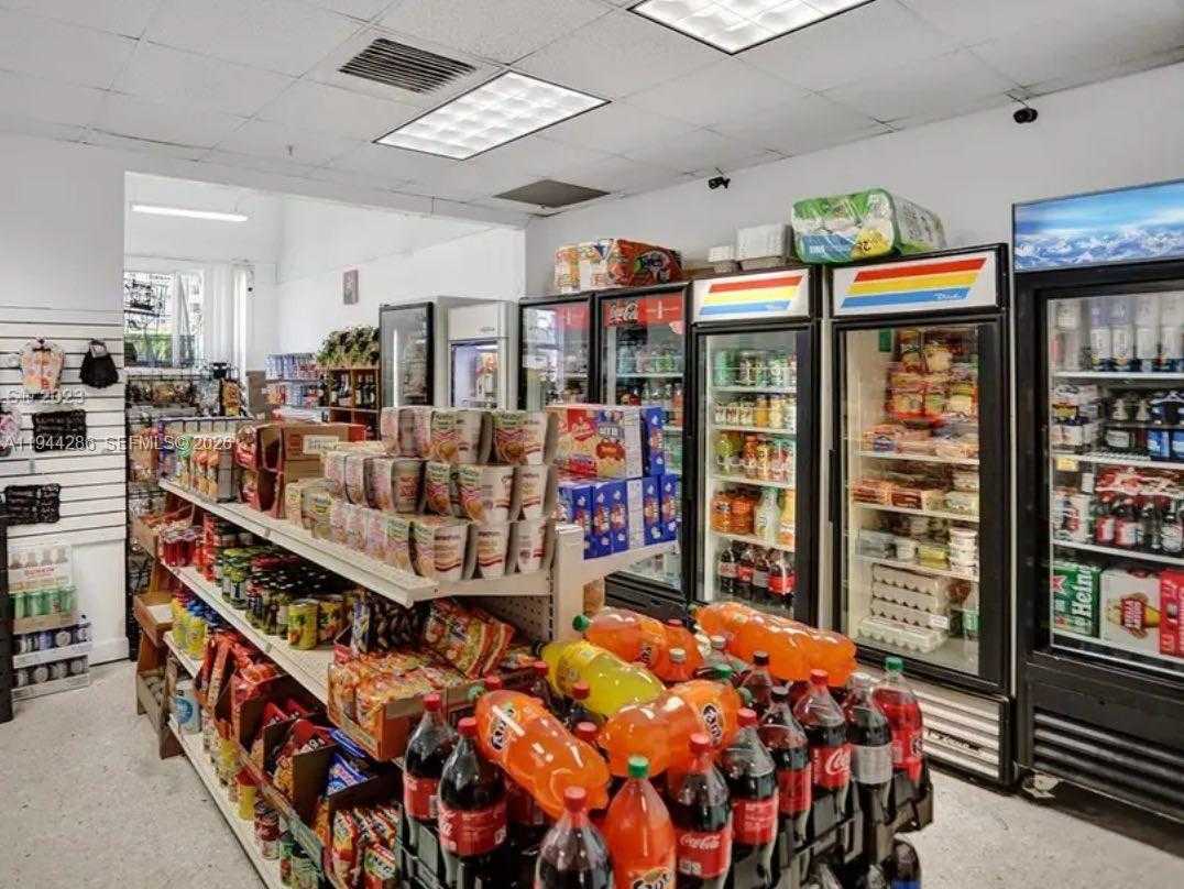 Small Image of 19370 COLLINS AVE #207, Sunny Isles Beach Number 18