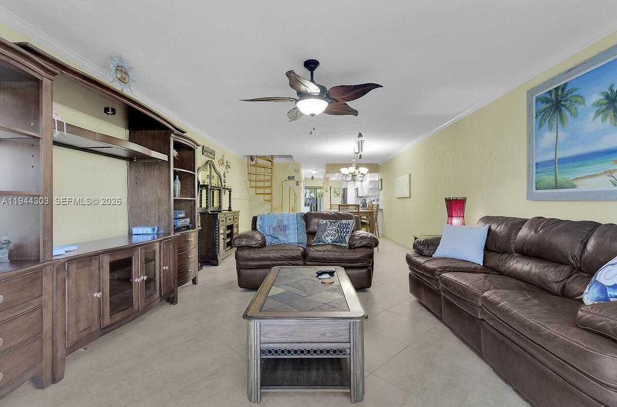 Small Image of 87200 OVERSEAS HWY #M2, Plantation Key Number 15