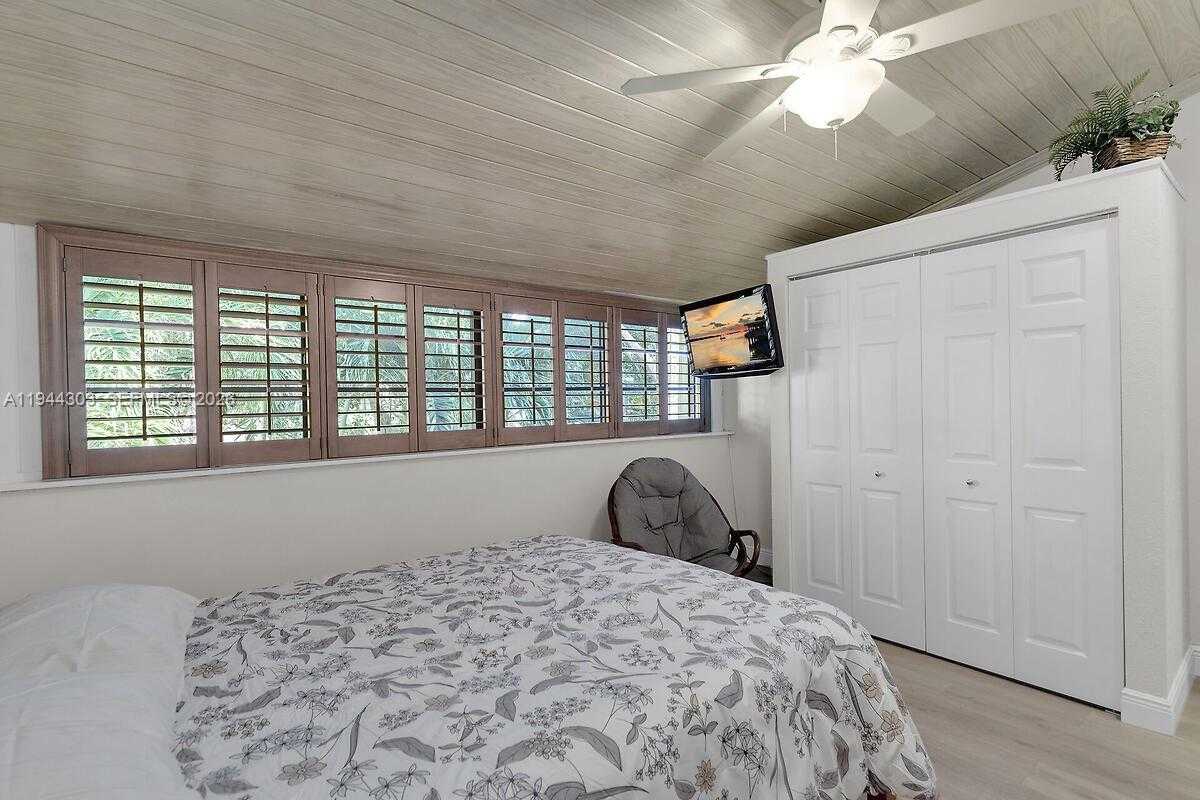 Small Image of 87200 OVERSEAS HWY #M2, Plantation Key Number 20