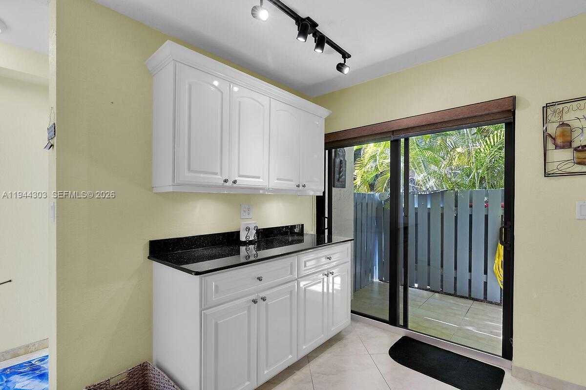 Small Image of 87200 OVERSEAS HWY #M2, Plantation Key Number 4