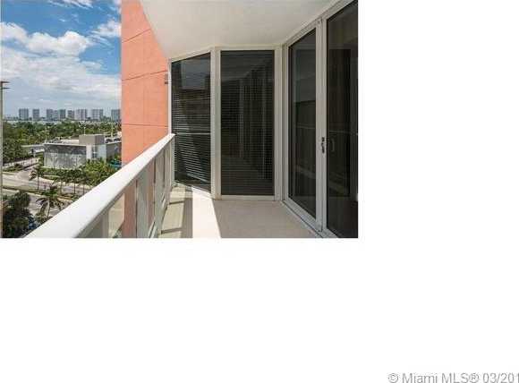 Small Image of 19333 Collins Ave, Sunny Isles Beach, FL 33160, USA Number 21