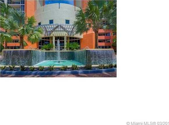 Small Image of 19333 Collins Ave, Sunny Isles Beach, FL 33160, USA Number 23