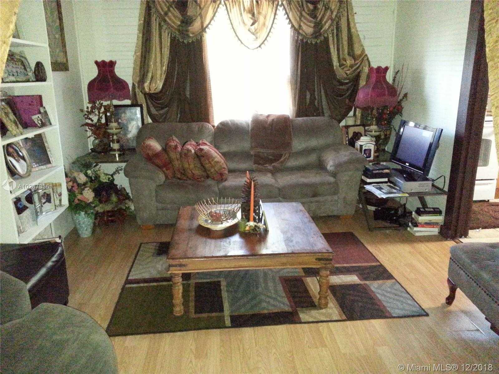 Small Object Image