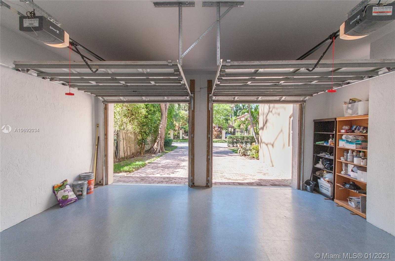 Small Image of 1650 Micanopy Ave, Miami, FL 33133, USA Number 20