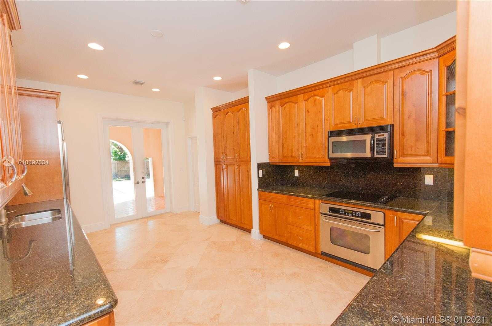 Small Image of 1650 Micanopy Ave, Miami, FL 33133, USA Number 23