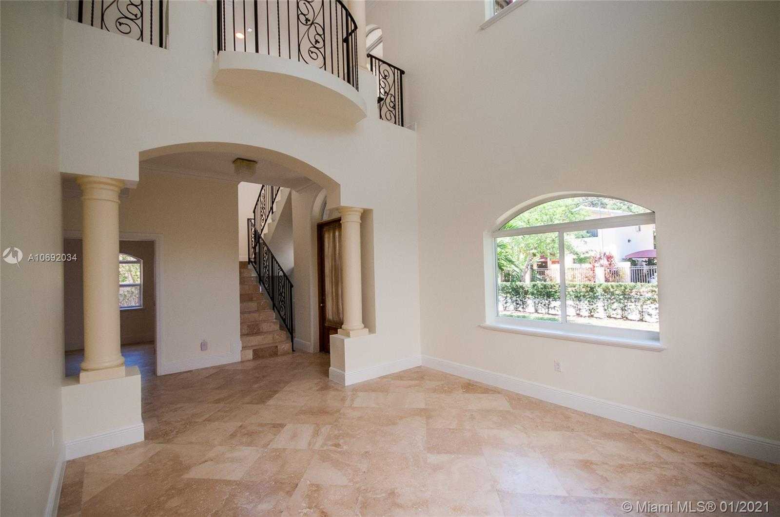 Small Image of 1650 Micanopy Ave, Miami, FL 33133, USA Number 30