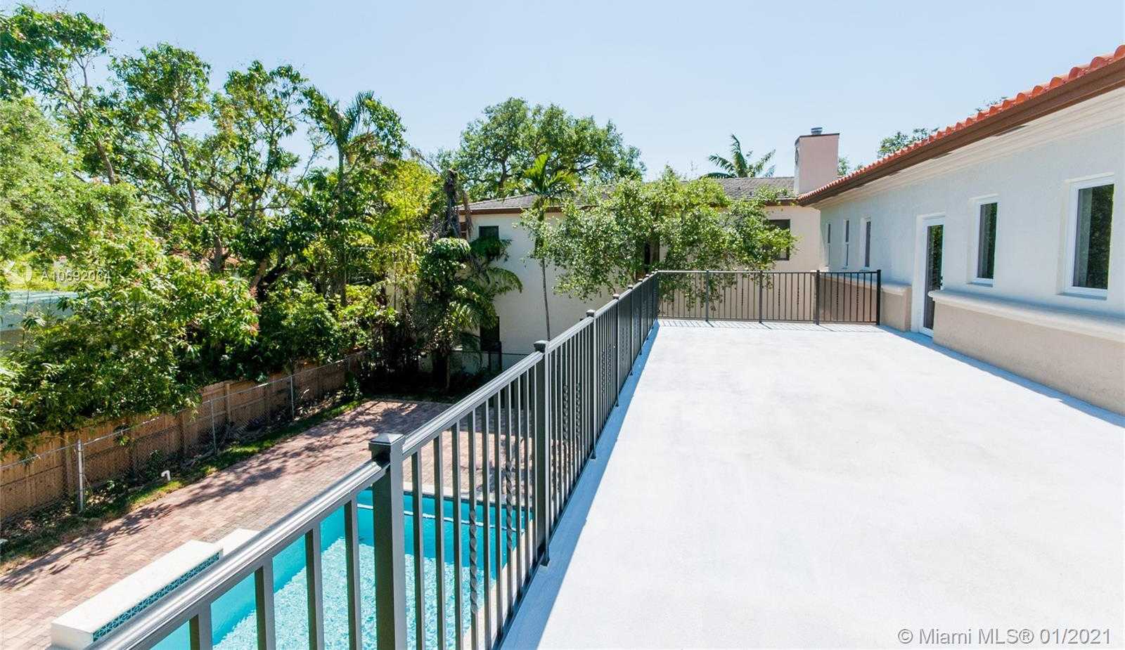 Small Image of 1650 Micanopy Ave, Miami, FL 33133, USA Number 38
