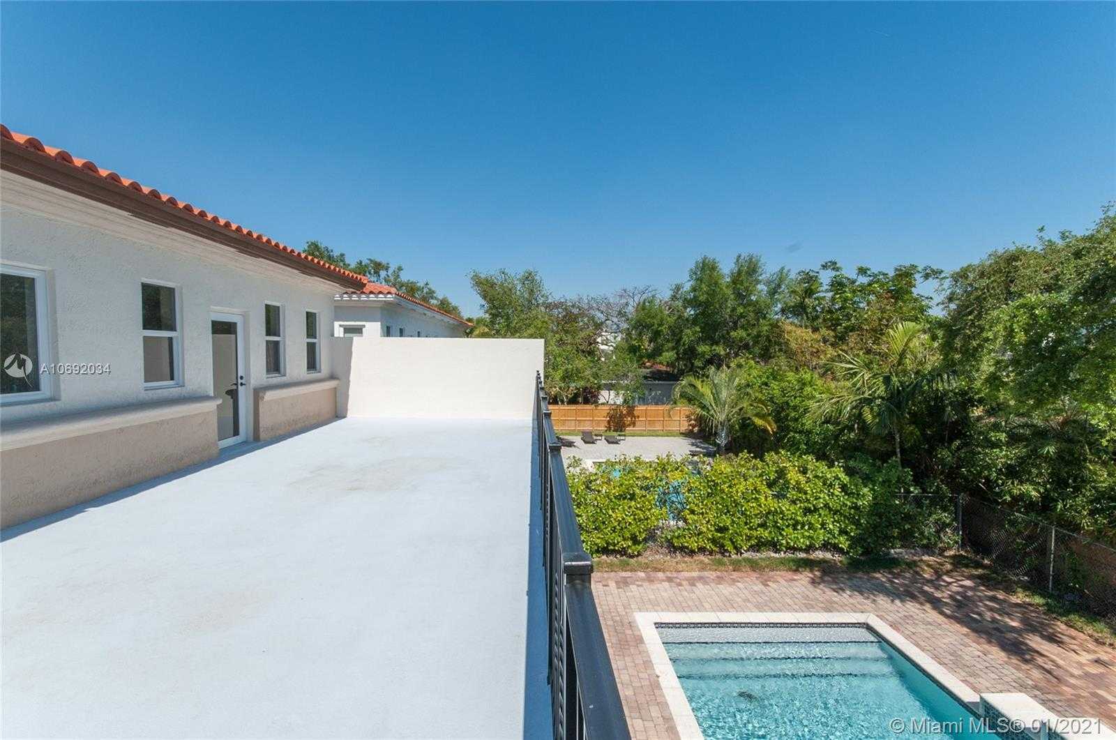 Small Image of 1650 Micanopy Ave, Miami, FL 33133, USA Number 39
