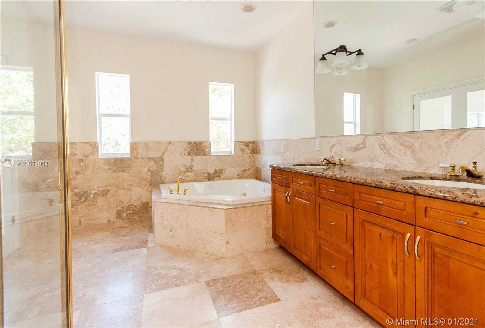 Small Image of 1650 Micanopy Ave, Miami, FL 33133, USA Number 41