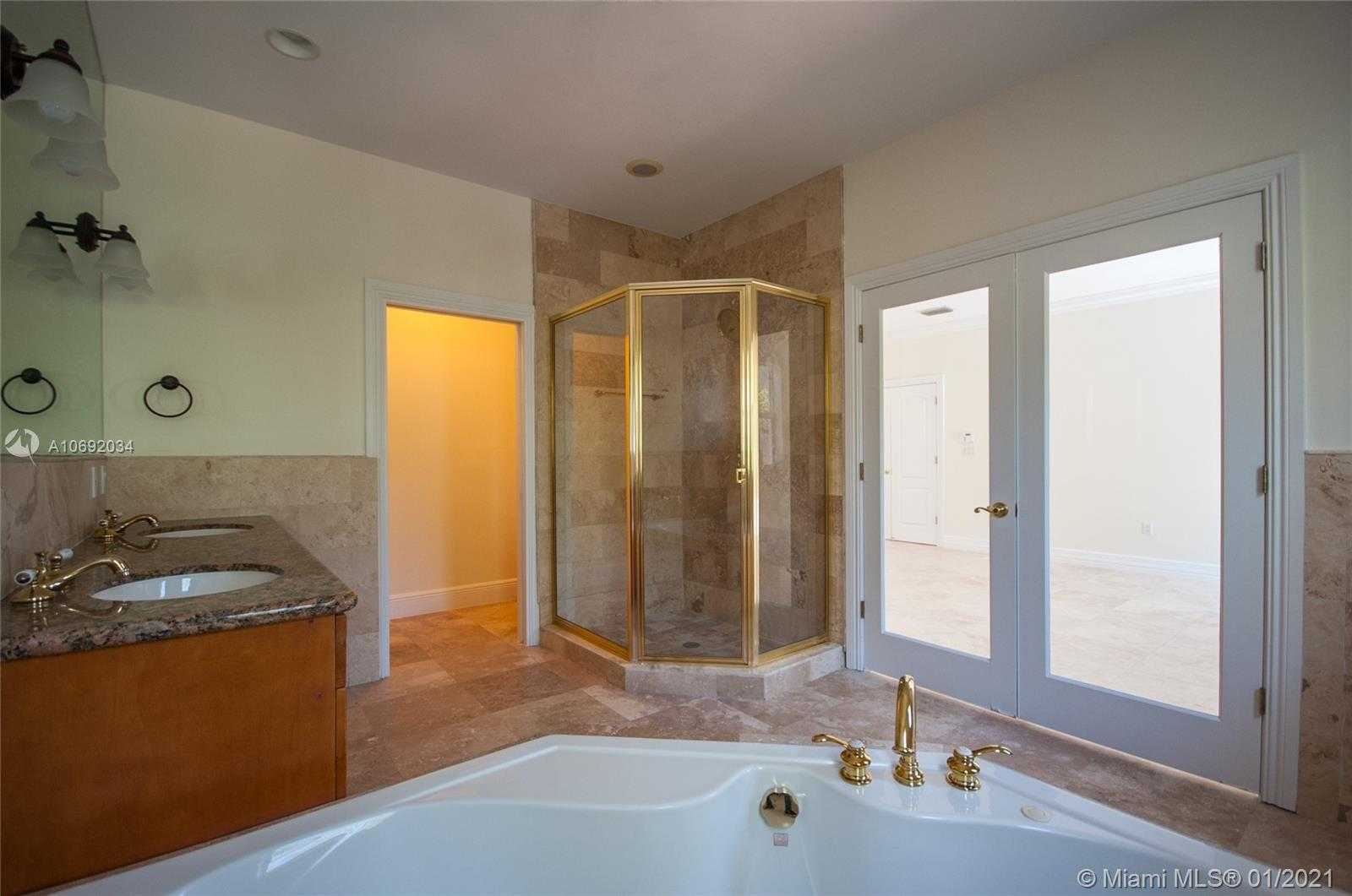 Small Image of 1650 Micanopy Ave, Miami, FL 33133, USA Number 42