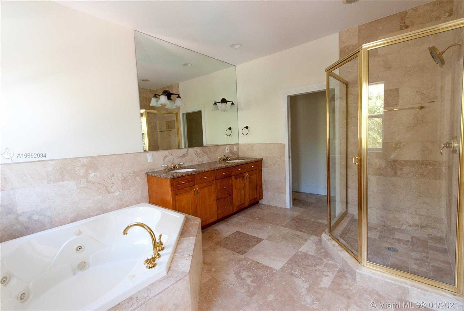 Small Image of 1650 Micanopy Ave, Miami, FL 33133, USA Number 43