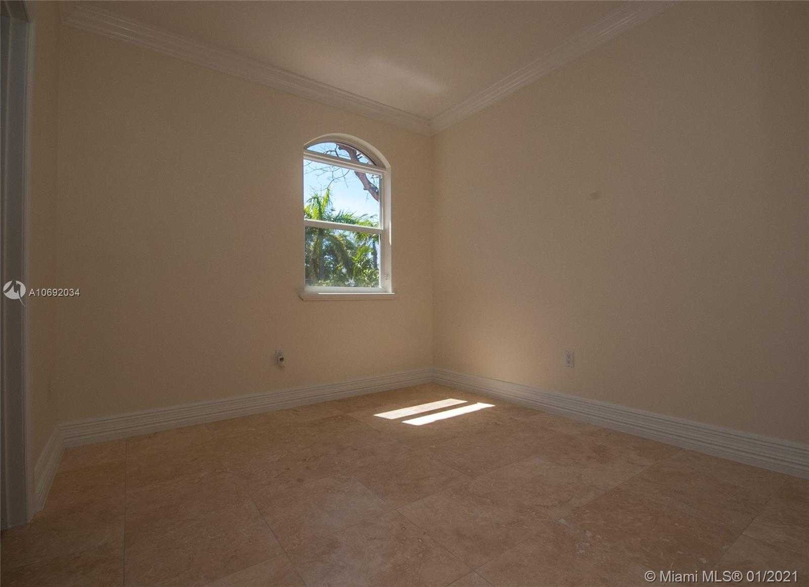 Small Image of 1650 Micanopy Ave, Miami, FL 33133, USA Number 48