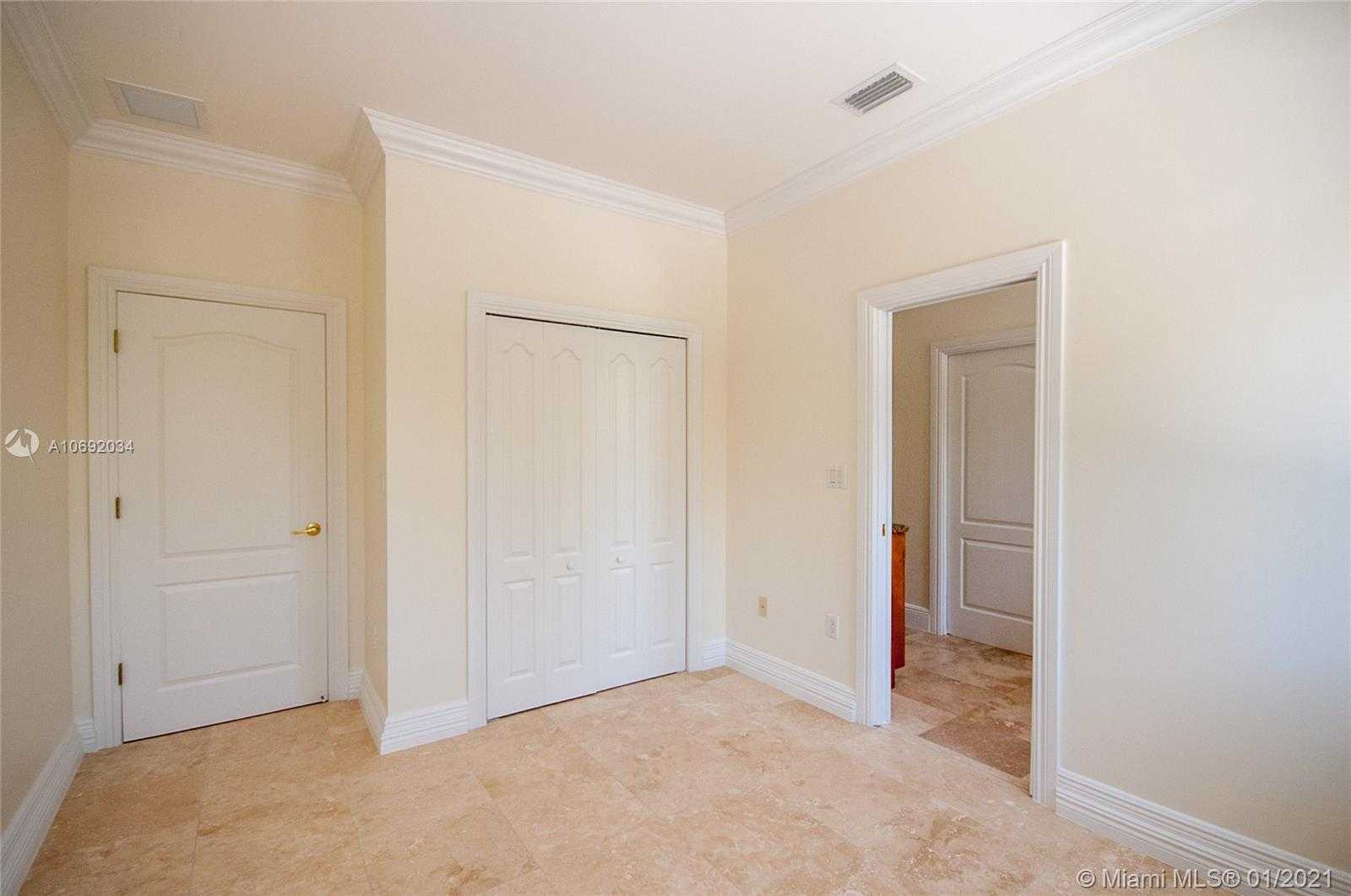 Small Image of 1650 Micanopy Ave, Miami, FL 33133, USA Number 51
