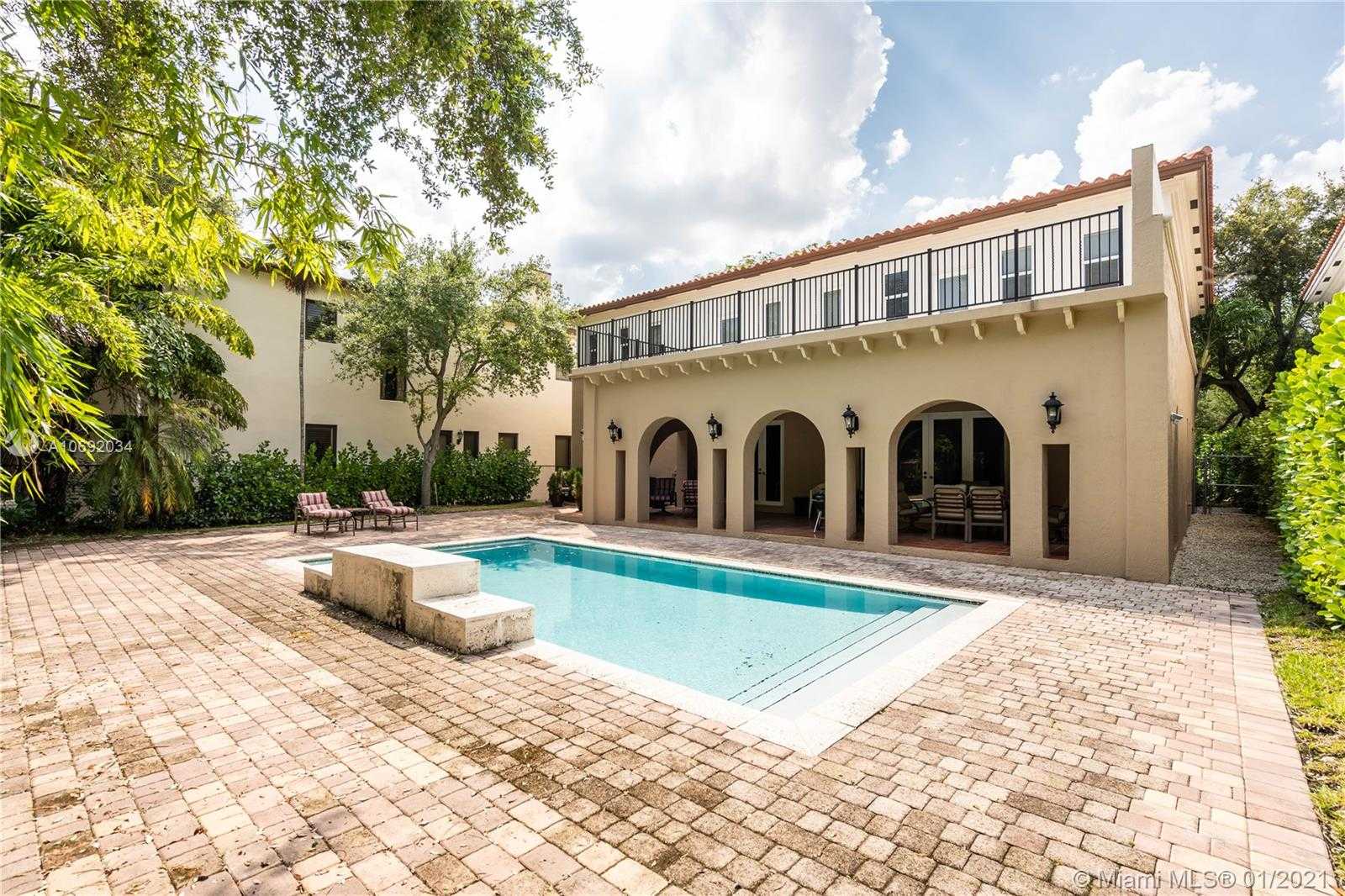 Small Image of 1650 Micanopy Ave, Miami, FL 33133, USA Number 6