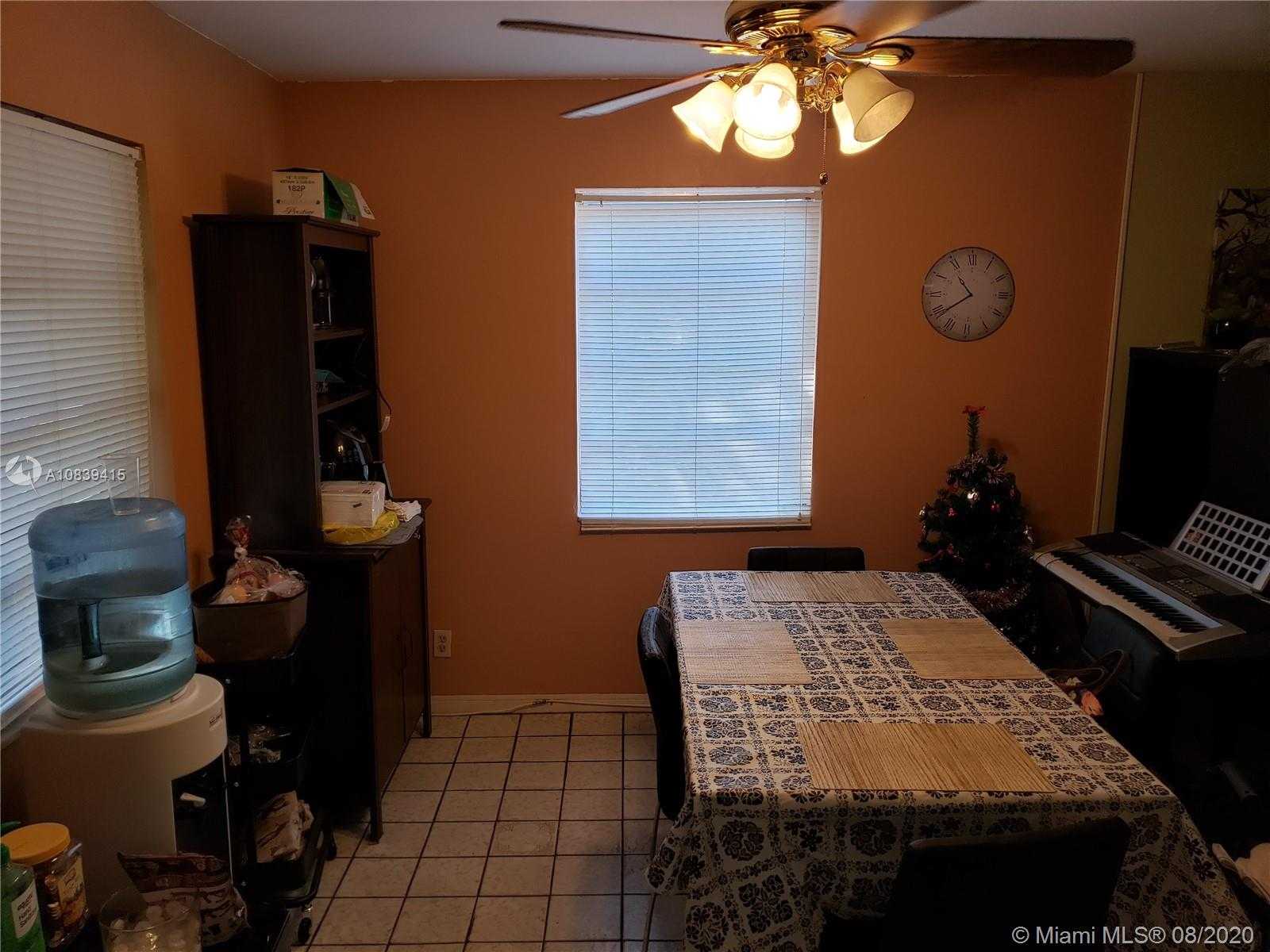 Small Image of 2247 TAYLOR ST #8, Hollywood Number 7