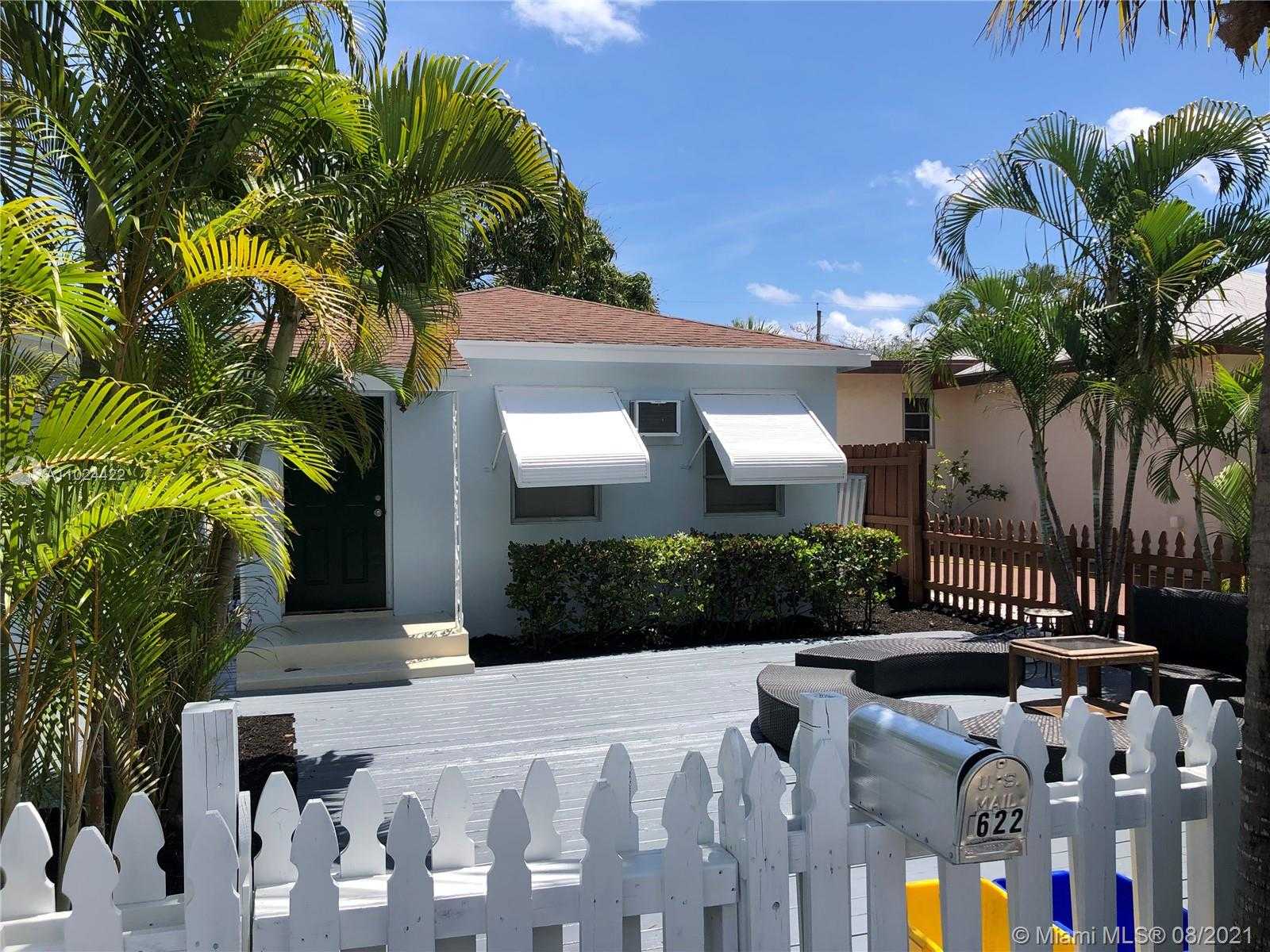 Small Image of 624 NORTH J ST #3, Lake Worth Number 3