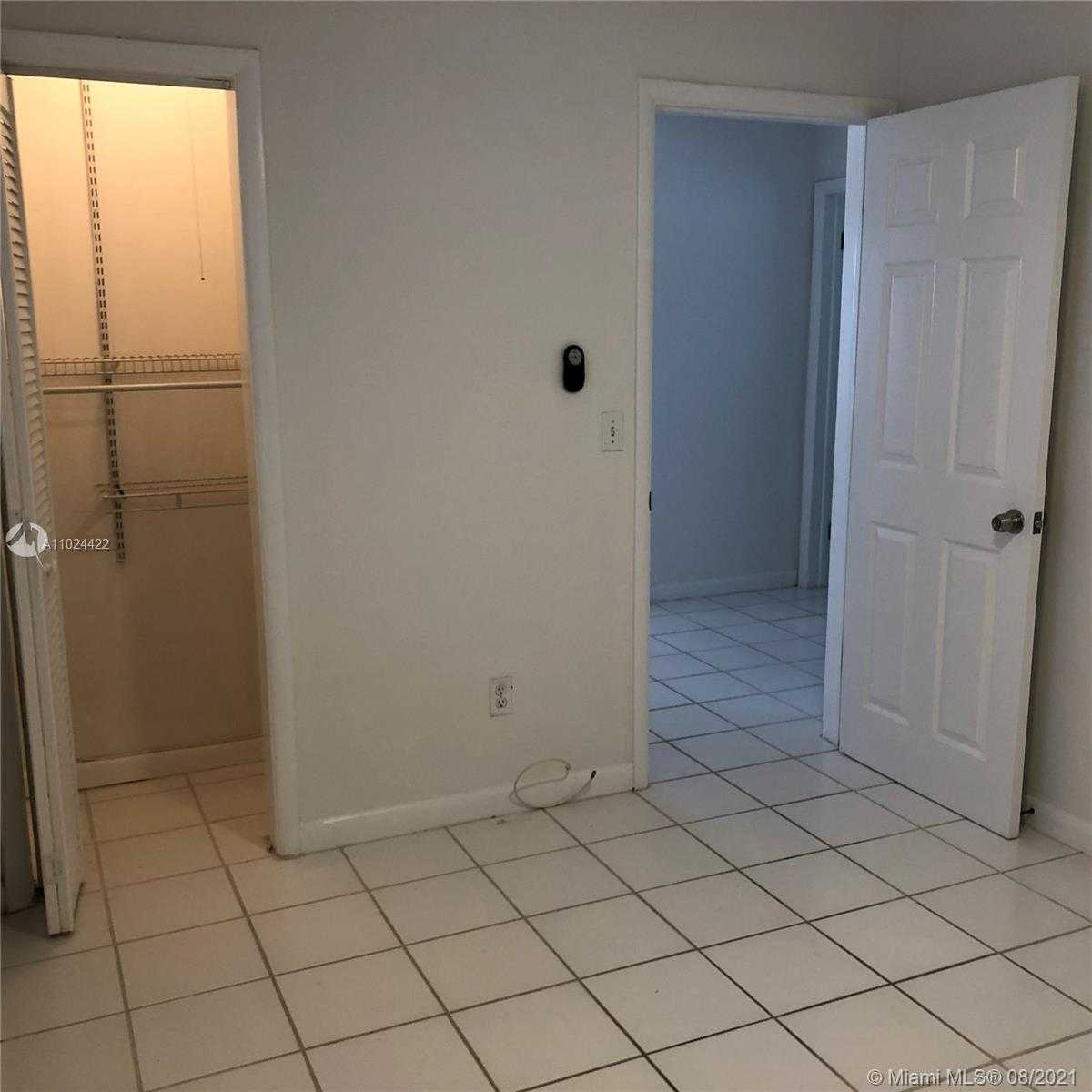 Small Image of 624 NORTH J ST #3, Lake Worth Number 31