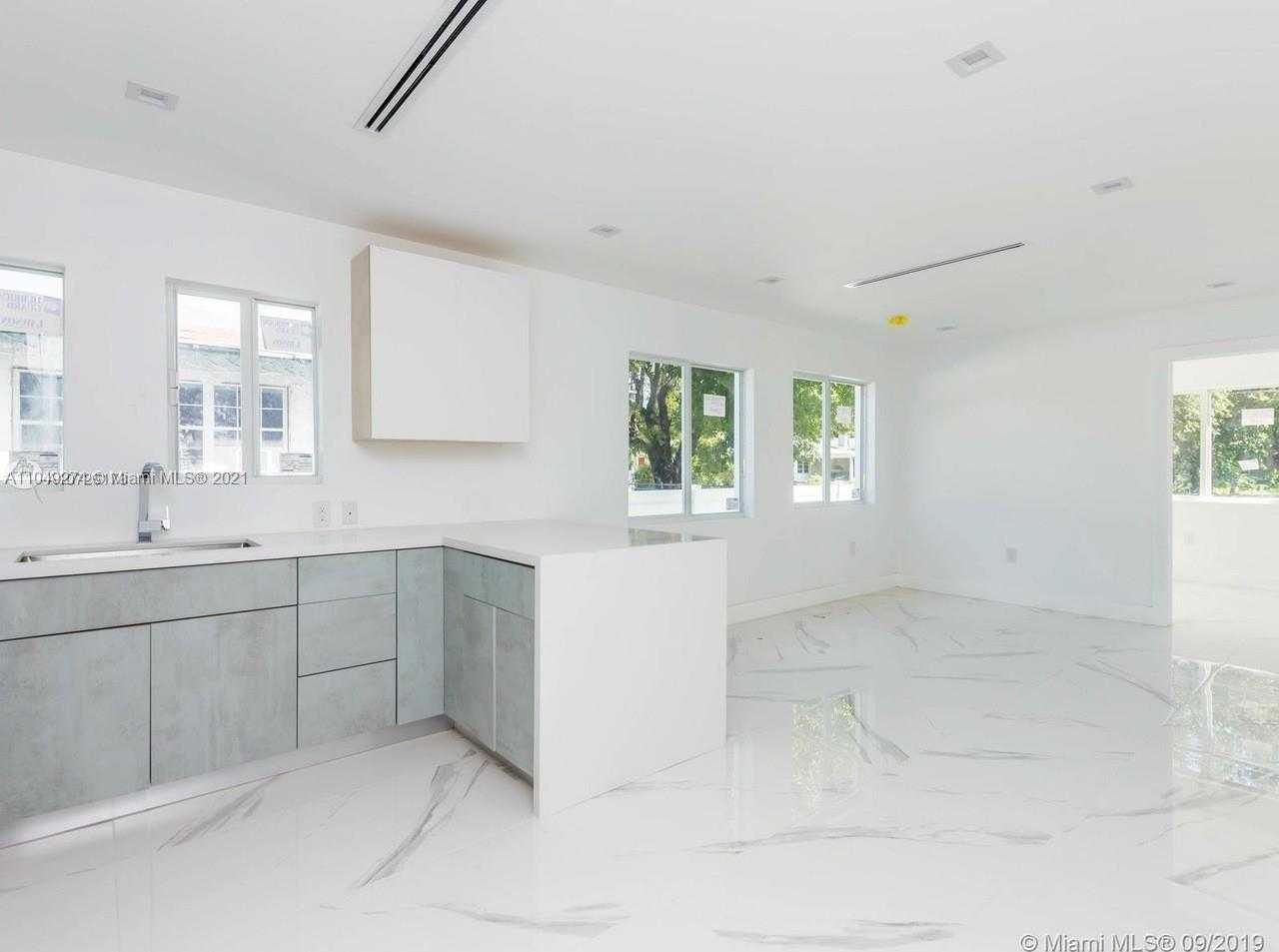 Small Image of 151 NORTH WEST 33RD ST, Miami Number 12