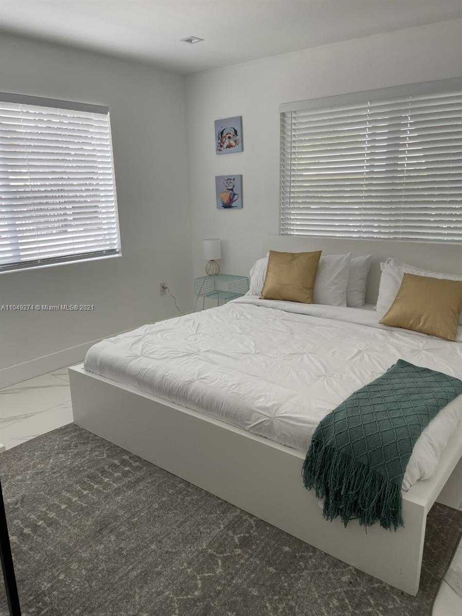 Small Image of 151 NORTH WEST 33RD ST, Miami Number 29